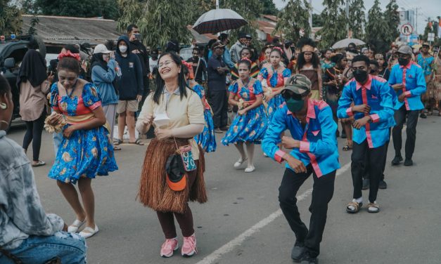 KARNAVAL BUDAYA HUT RI KE 77