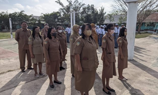upacara hari senin 12 september 2022