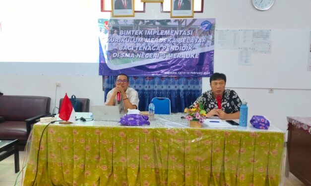 BIMTEK IMPLEMENTASI KURIKULUM MERDEKA BELAJAR BAGI TENAGA PENDIDIK DI SMA NEGERI 3 MERAUKE